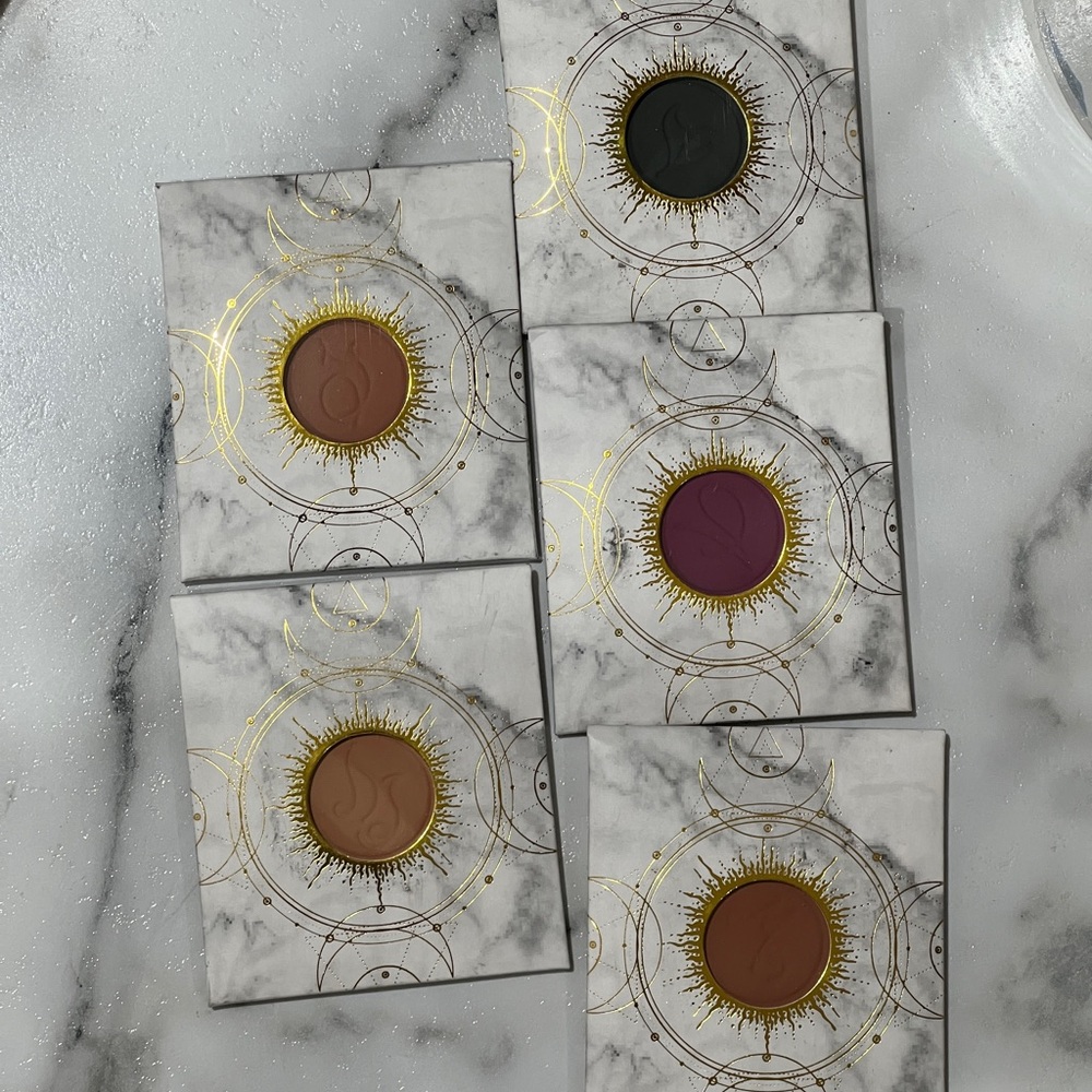 Siara Martin Beauty - Individual Eyeshadow Colors